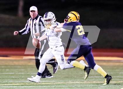 Thumbnail 3 in Reseda vs. Milpitas (CIF DIV 5-A State Championship) photogallery.