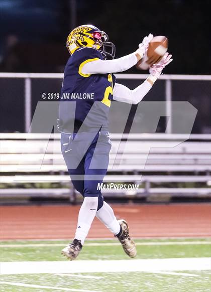 Thumbnail 3 in Reseda vs. Milpitas (CIF DIV 5-A State Championship) photogallery.