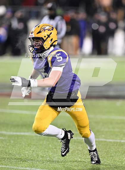 Thumbnail 2 in Anderson vs. Avon (OHSAA Division 2 Final) photogallery.