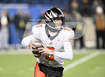 Thumbnail 2 in Anderson vs. Avon (OHSAA Division 2 Final) photogallery.