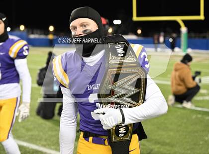 Thumbnail 2 in Anderson vs. Avon (OHSAA Division 2 Final) photogallery.