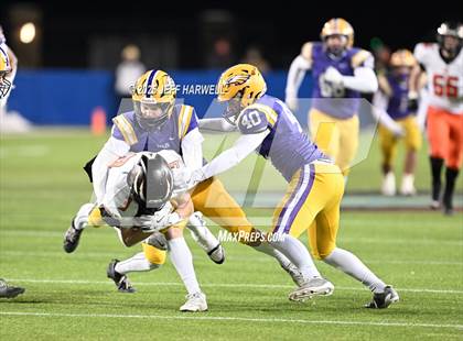 Thumbnail 3 in Anderson vs. Avon (OHSAA Division 2 Final) photogallery.