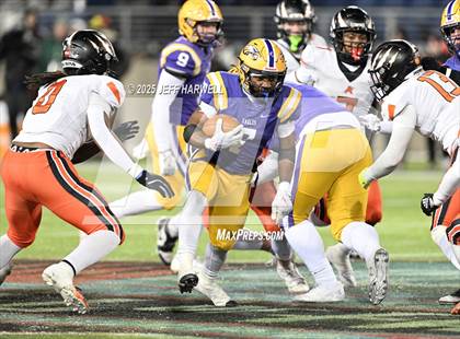 Thumbnail 3 in Anderson vs. Avon (OHSAA Division 2 Final) photogallery.