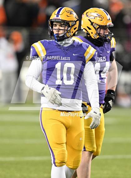 Thumbnail 3 in Anderson vs. Avon (OHSAA Division 2 Final) photogallery.