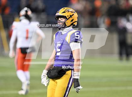 Thumbnail 1 in Anderson vs. Avon (OHSAA Division 2 Final) photogallery.