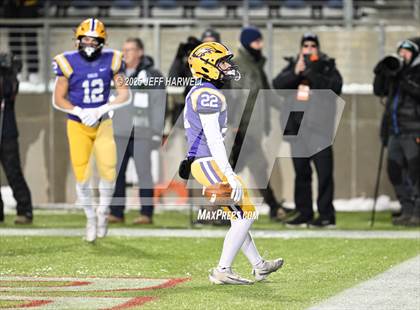 Thumbnail 2 in Anderson vs. Avon (OHSAA Division 2 Final) photogallery.