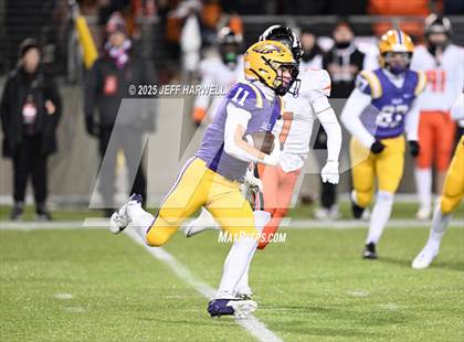 Thumbnail 3 in Anderson vs. Avon (OHSAA Division 2 Final) photogallery.