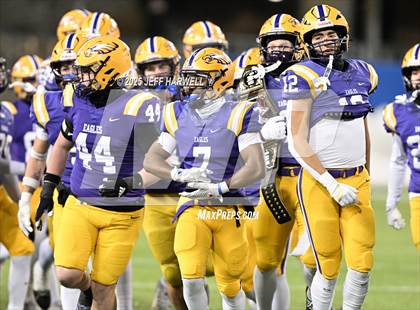 Thumbnail 1 in Anderson vs. Avon (OHSAA Division 2 Final) photogallery.