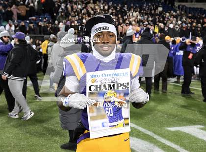 Thumbnail 1 in Anderson vs. Avon (OHSAA Division 2 Final) photogallery.