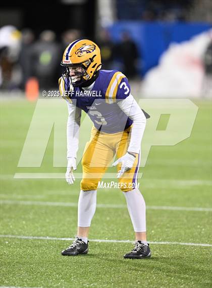 Thumbnail 2 in Anderson vs. Avon (OHSAA Division 2 Final) photogallery.