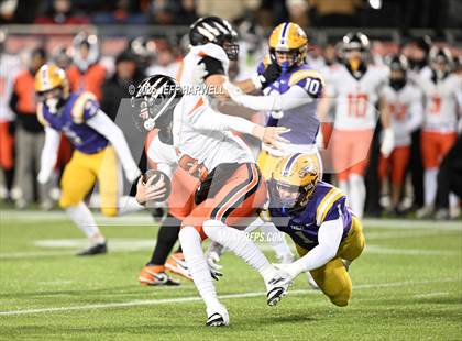 Thumbnail 2 in Anderson vs. Avon (OHSAA Division 2 Final) photogallery.