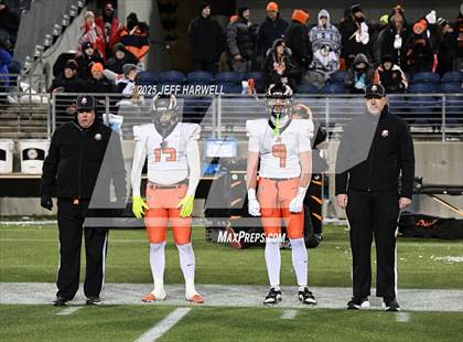 Thumbnail 2 in Anderson vs. Avon (OHSAA Division 2 Final) photogallery.