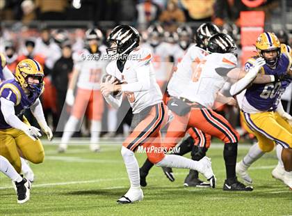 Thumbnail 3 in Anderson vs. Avon (OHSAA Division 2 Final) photogallery.