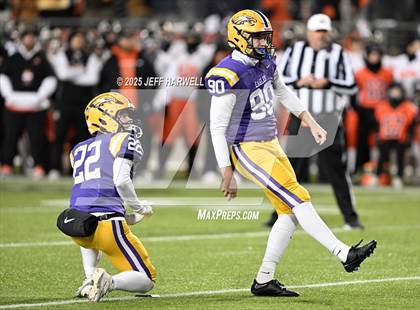 Thumbnail 3 in Anderson vs. Avon (OHSAA Division 2 Final) photogallery.