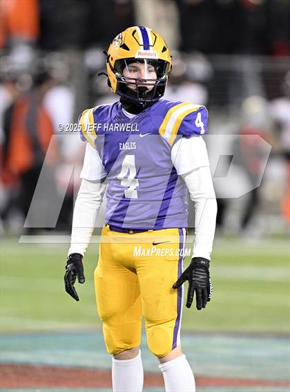 Thumbnail 3 in Anderson vs. Avon (OHSAA Division 2 Final) photogallery.