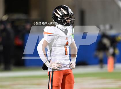 Thumbnail 2 in Anderson vs. Avon (OHSAA Division 2 Final) photogallery.