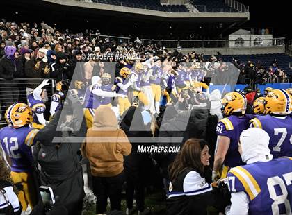 Thumbnail 3 in Anderson vs. Avon (OHSAA Division 2 Final) photogallery.