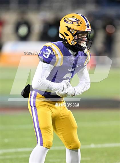 Thumbnail 1 in Anderson vs. Avon (OHSAA Division 2 Final) photogallery.