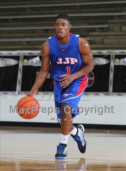 Thumbnail 2 in Pearce vs. Cinco Ranch (McDonald's Texas Invitational) photogallery.