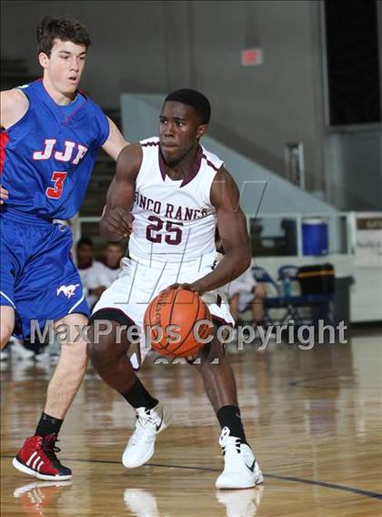 Thumbnail 2 in Pearce vs. Cinco Ranch (McDonald's Texas Invitational) photogallery.
