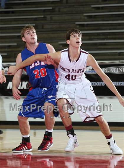 Thumbnail 1 in Pearce vs. Cinco Ranch (McDonald's Texas Invitational) photogallery.