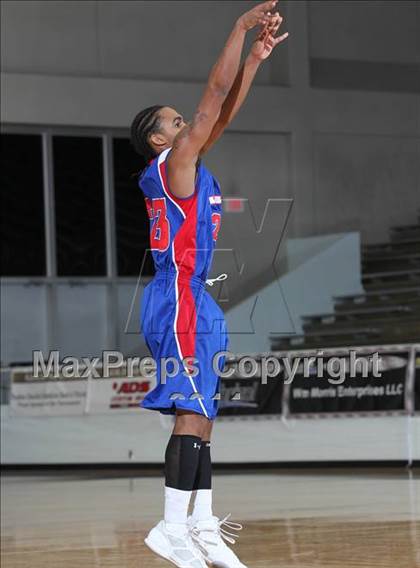 Thumbnail 1 in Pearce vs. Cinco Ranch (McDonald's Texas Invitational) photogallery.