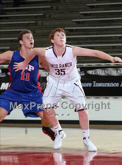 Thumbnail 3 in Pearce vs. Cinco Ranch (McDonald's Texas Invitational) photogallery.
