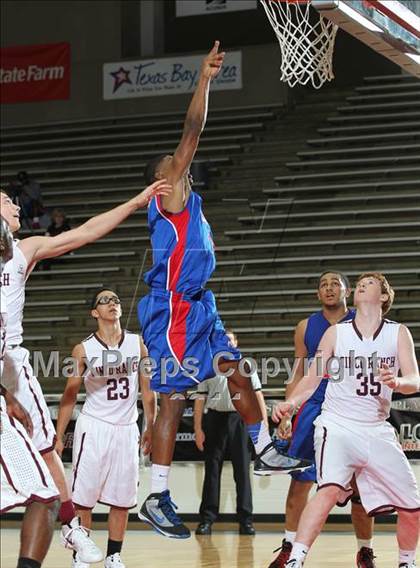 Thumbnail 2 in Pearce vs. Cinco Ranch (McDonald's Texas Invitational) photogallery.