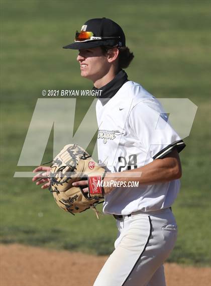 Thumbnail 3 in Yucaipa @ Canyon photogallery.