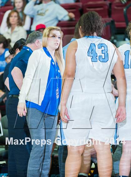 Thumbnail 2 in Soquel vs. Valley Christian (CIF CCS D3 Final) photogallery.