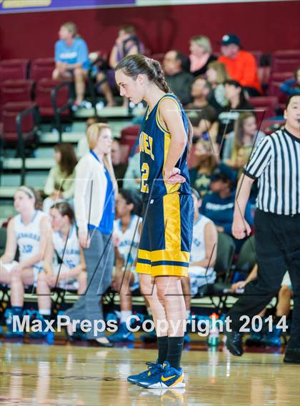 Thumbnail 1 in Soquel vs. Valley Christian (CIF CCS D3 Final) photogallery.