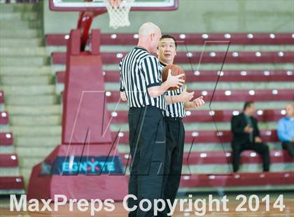 Thumbnail 2 in Soquel vs. Valley Christian (CIF CCS D3 Final) photogallery.