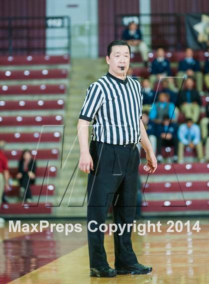Thumbnail 3 in Soquel vs. Valley Christian (CIF CCS D3 Final) photogallery.