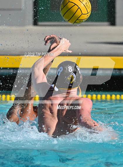Thumbnail 3 in Temecula Valley vs Burbank photogallery.