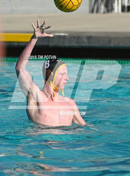 Thumbnail 3 in Temecula Valley vs Burbank photogallery.