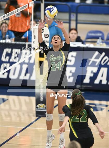Thumbnail 2 in Sierra Canyon vs. Mira Costa (CIF-SS D1 Final) photogallery.