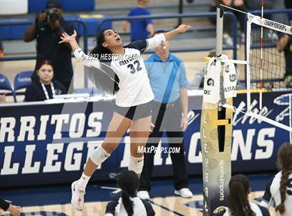 Thumbnail 2 in Sierra Canyon vs. Mira Costa (CIF-SS D1 Final) photogallery.