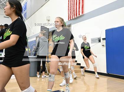 Thumbnail 3 in Sierra Canyon vs. Mira Costa (CIF-SS D1 Final) photogallery.
