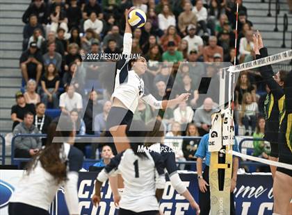 Thumbnail 1 in Sierra Canyon vs. Mira Costa (CIF-SS D1 Final) photogallery.