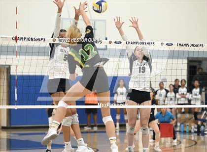 Thumbnail 2 in Sierra Canyon vs. Mira Costa (CIF-SS D1 Final) photogallery.