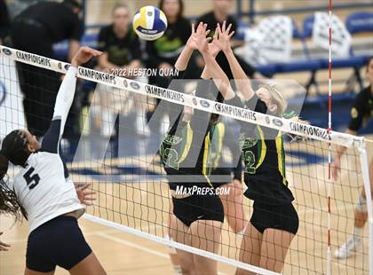 Thumbnail 2 in Sierra Canyon vs. Mira Costa (CIF-SS D1 Final) photogallery.