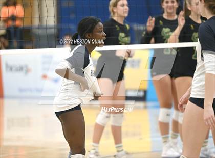 Thumbnail 2 in Sierra Canyon vs. Mira Costa (CIF-SS D1 Final) photogallery.