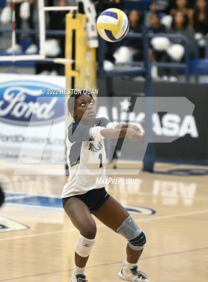 Thumbnail 3 in Sierra Canyon vs. Mira Costa (CIF-SS D1 Final) photogallery.