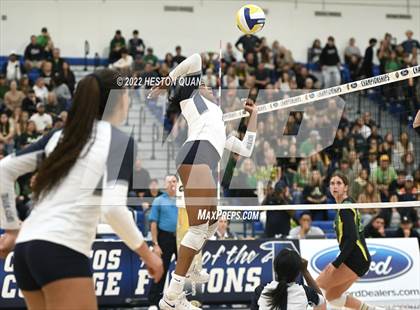 Thumbnail 3 in Sierra Canyon vs. Mira Costa (CIF-SS D1 Final) photogallery.