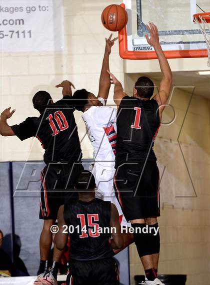 Thumbnail 2 in Redondo Union vs. Constitution (Tarkanian Classic) photogallery.