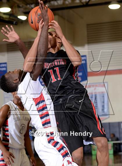 Thumbnail 3 in Redondo Union vs. Constitution (Tarkanian Classic) photogallery.