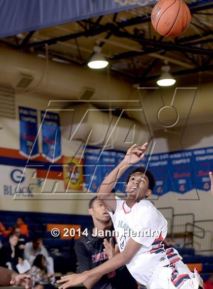 Thumbnail 3 in Redondo Union vs. Constitution (Tarkanian Classic) photogallery.