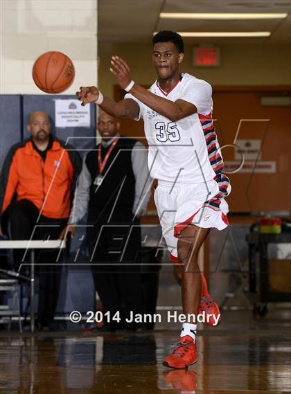 Thumbnail 2 in Redondo Union vs. Constitution (Tarkanian Classic) photogallery.