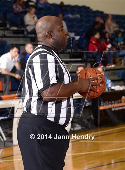 Thumbnail 2 in Redondo Union vs. Constitution (Tarkanian Classic) photogallery.