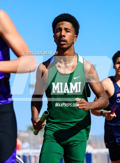 Thumbnail 2 in Small School Invitational (Boys) photogallery.